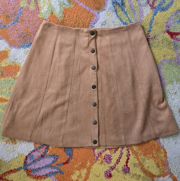 Altar'd State Dresses & Skirts - Altar'd State Skirt Womens Small Carmel Snaps Up Mini Faux Suede